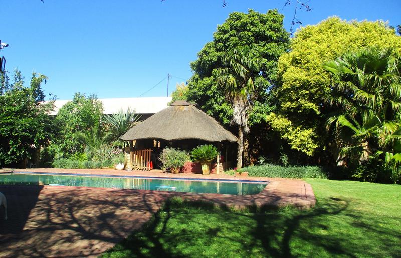 4 Bedroom Property for Sale in Langenhovenpark Free State